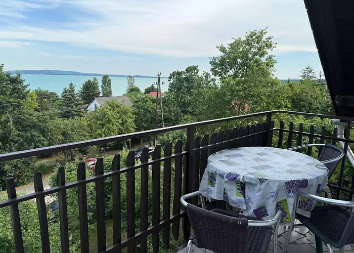 Panorama Vendeghaz Apartman *